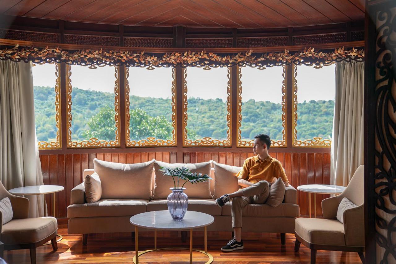 Rancho Bernardo Luxury Villas And Resort Bagac Luaran gambar