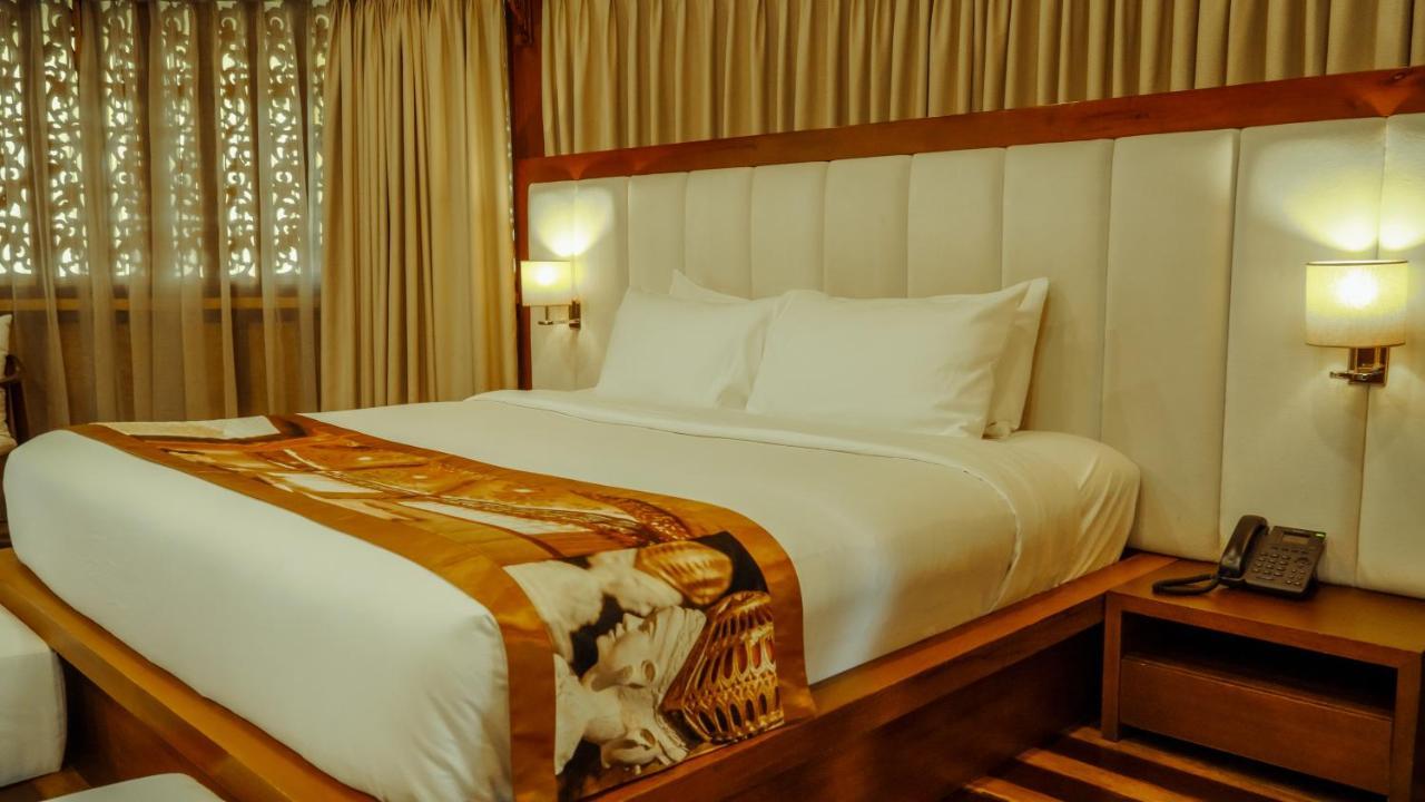 Rancho Bernardo Luxury Villas And Resort Bagac Luaran gambar