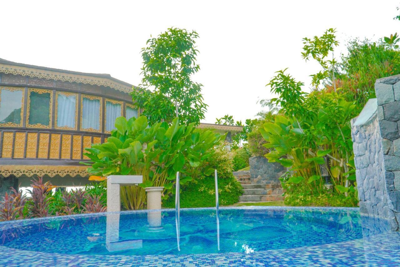 Rancho Bernardo Luxury Villas And Resort Bagac Luaran gambar