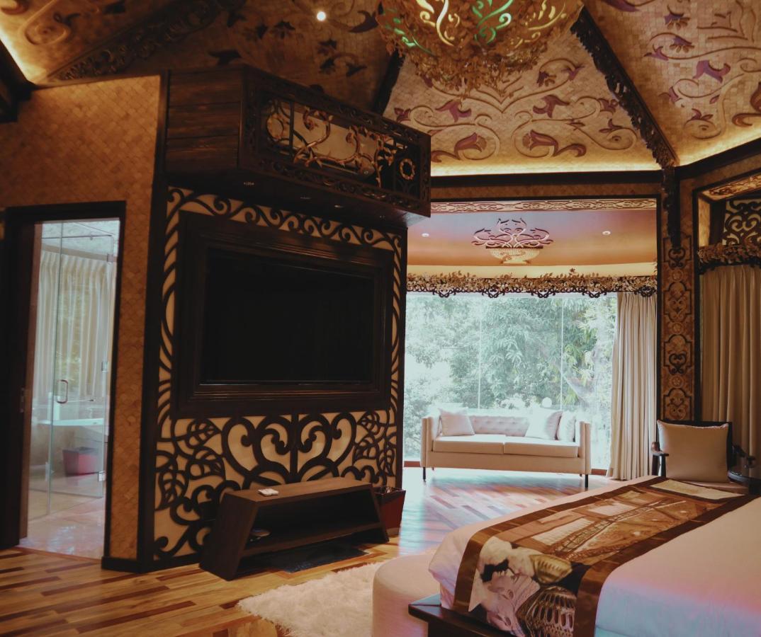 Rancho Bernardo Luxury Villas And Resort Bagac Luaran gambar