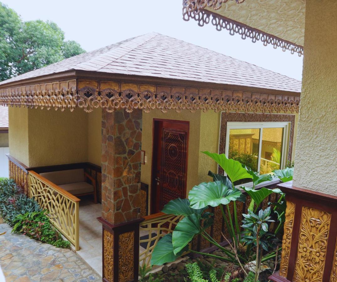 Rancho Bernardo Luxury Villas And Resort Bagac Luaran gambar