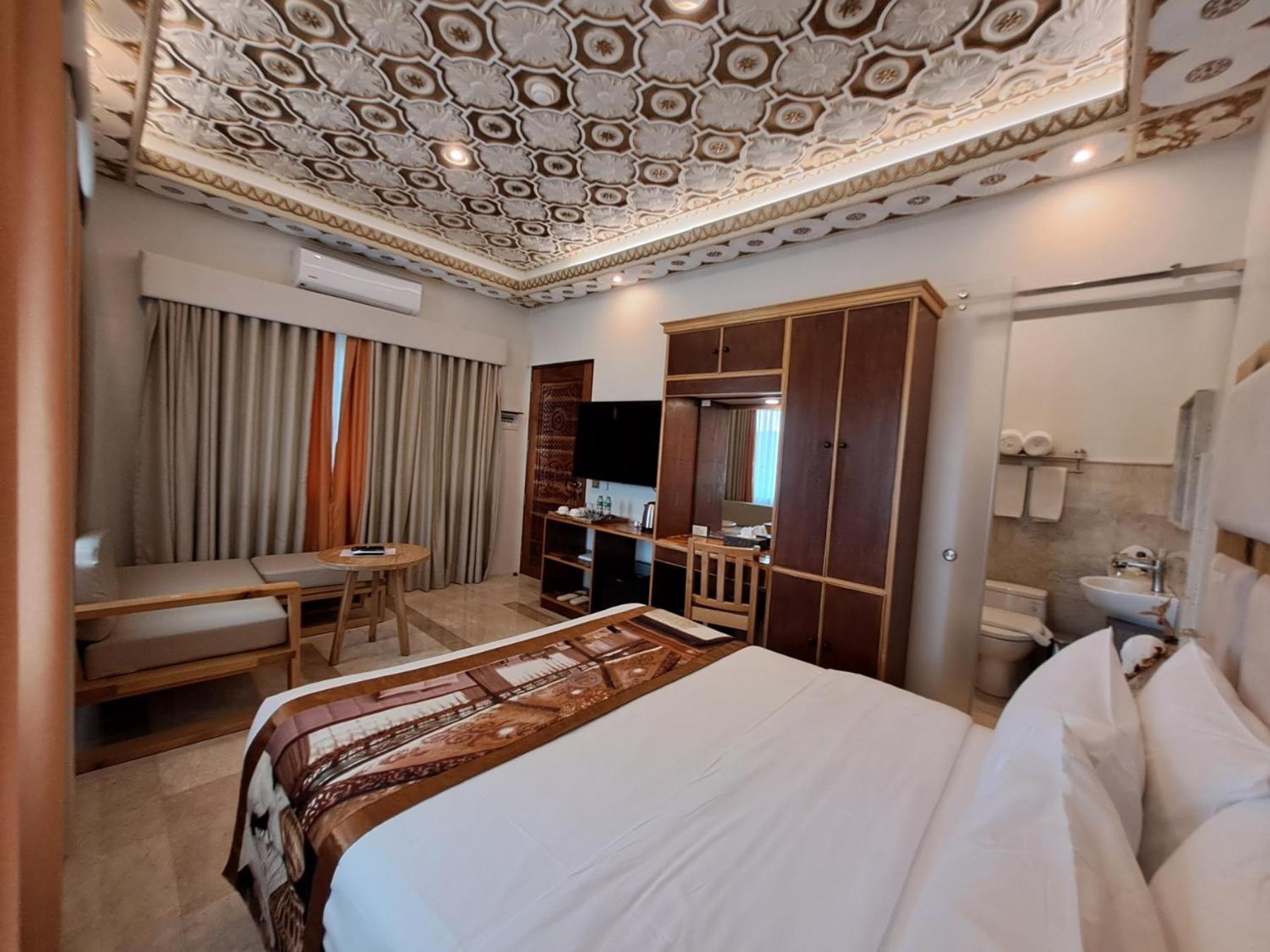 Rancho Bernardo Luxury Villas And Resort Bagac Luaran gambar