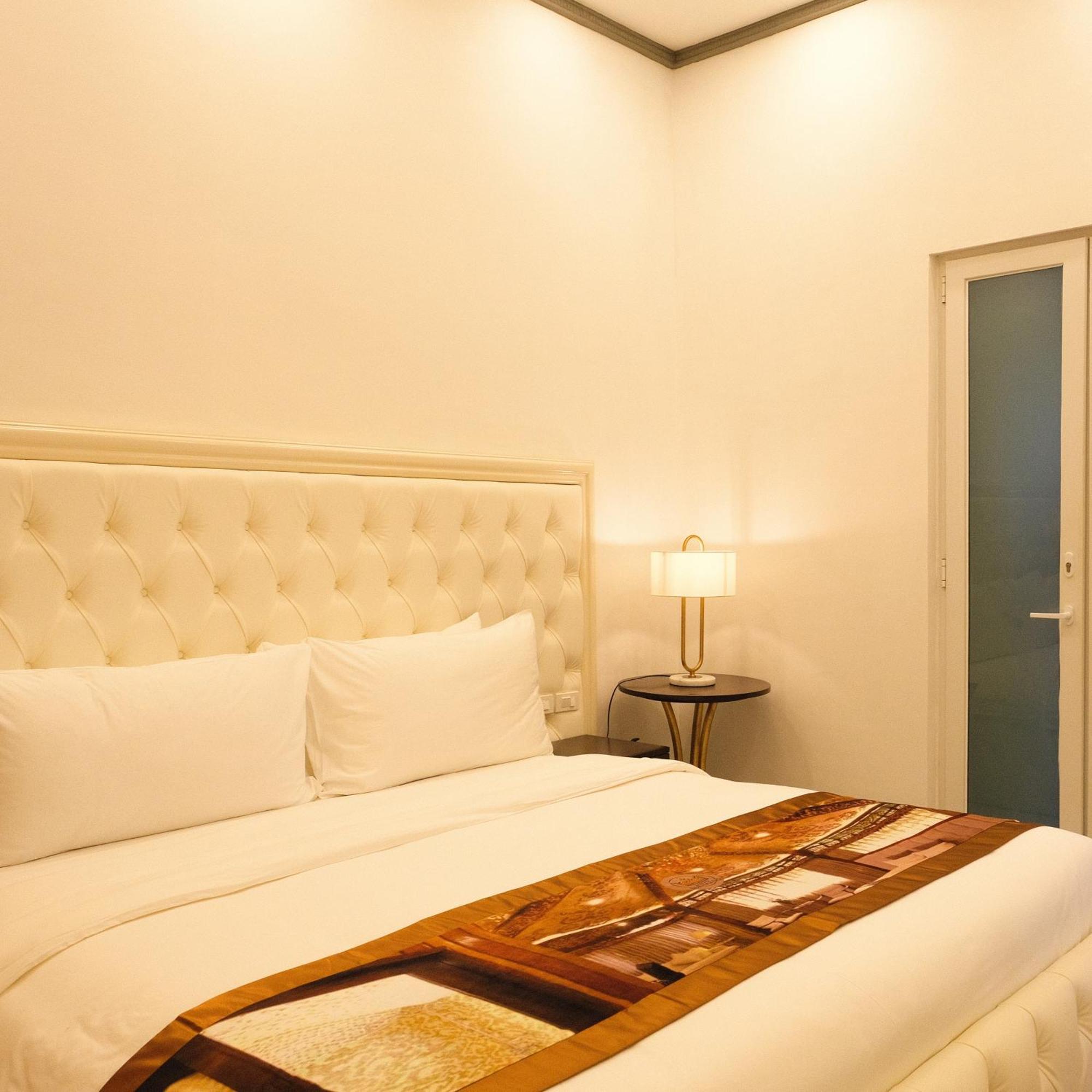 Rancho Bernardo Luxury Villas And Resort Bagac Luaran gambar