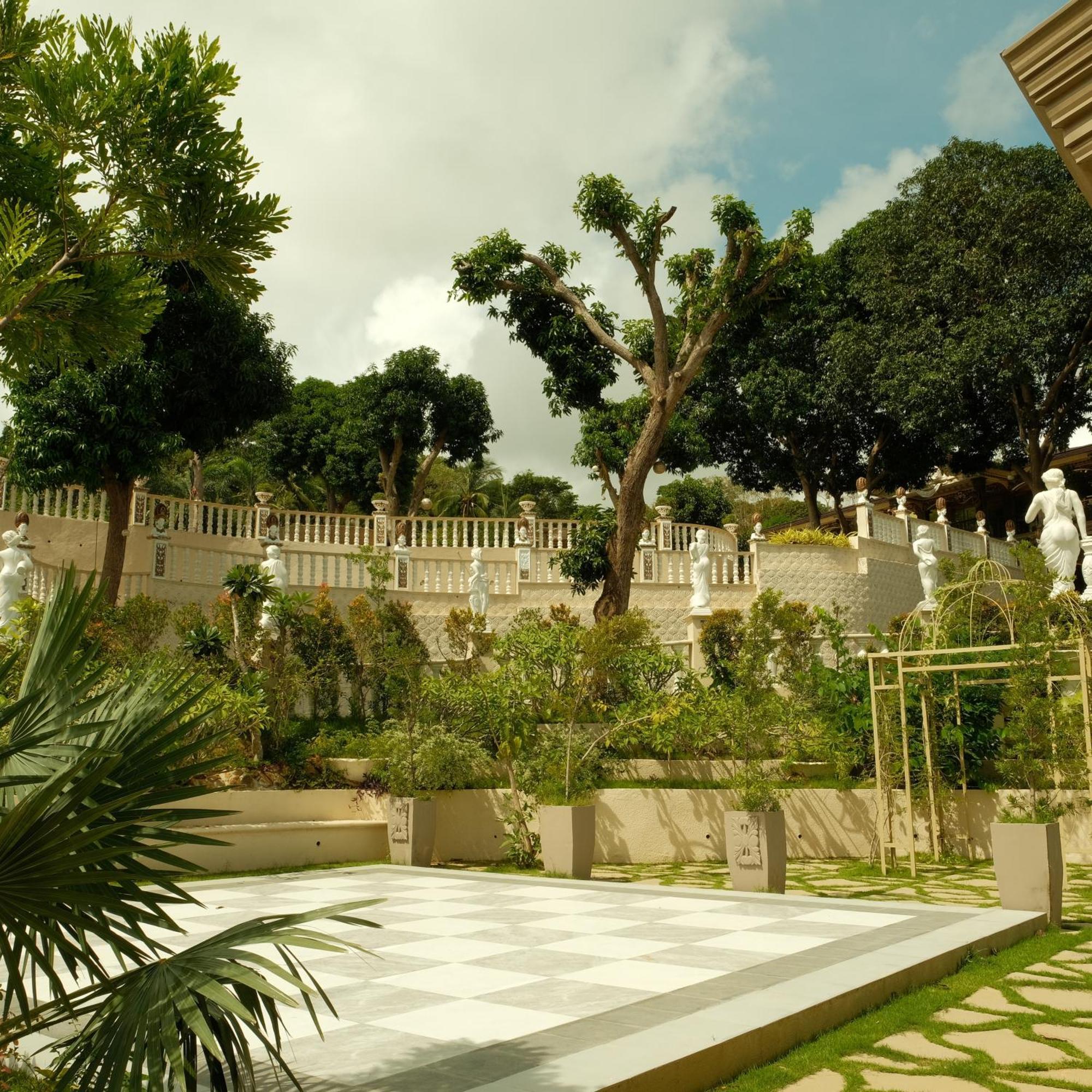 Rancho Bernardo Luxury Villas And Resort Bagac Luaran gambar